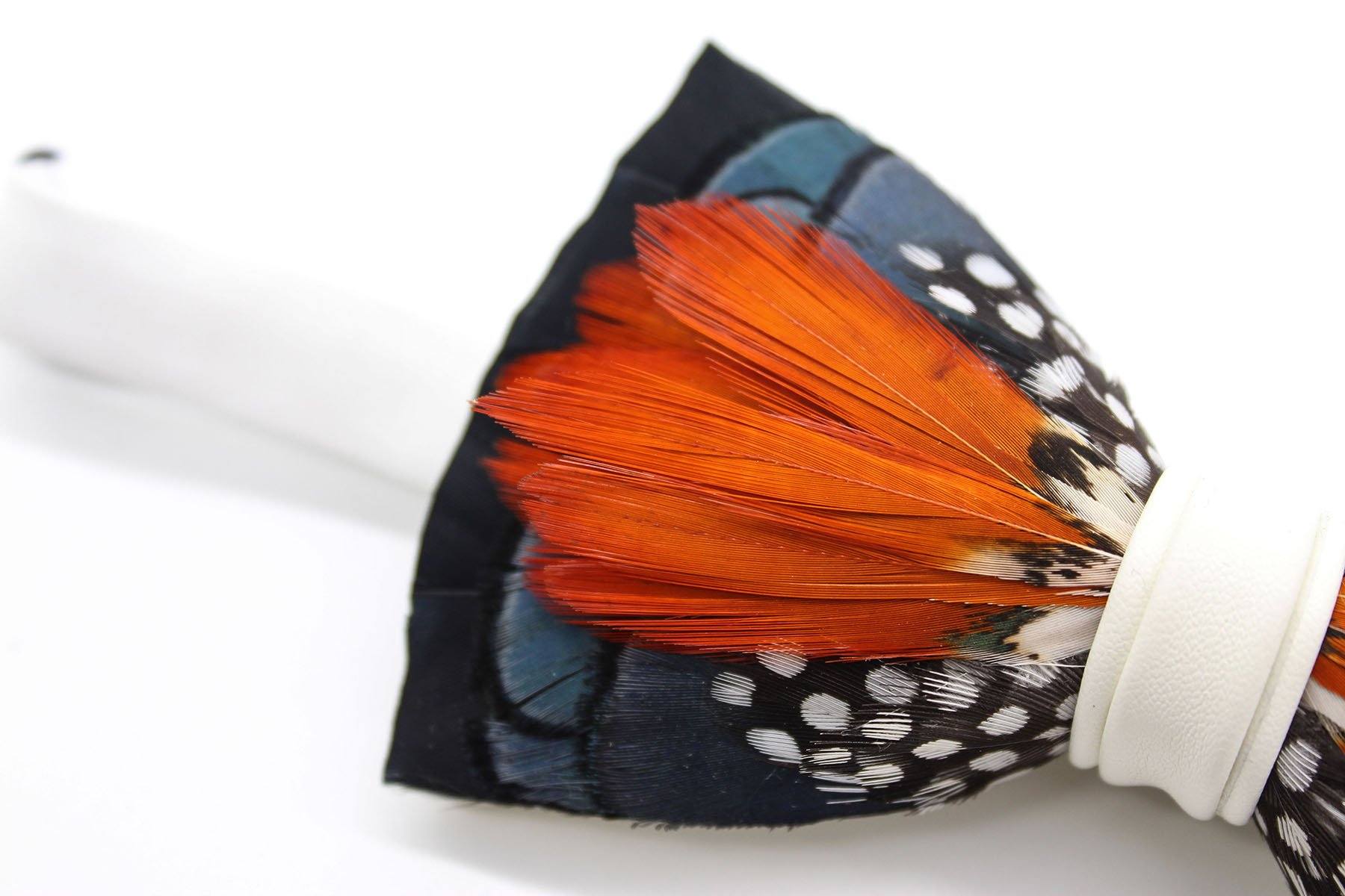 Ding Feather Bow Tie
