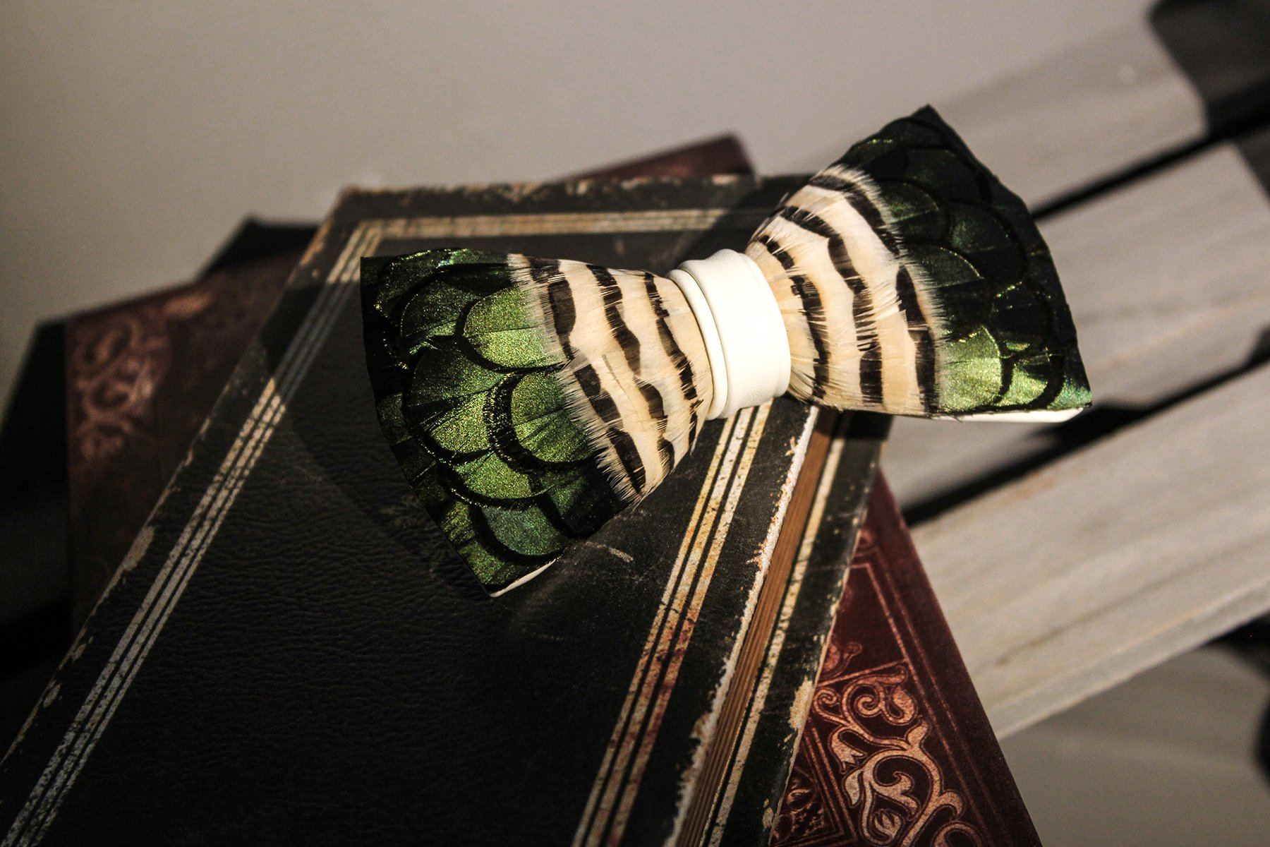 Emerald Feather Bow Tie