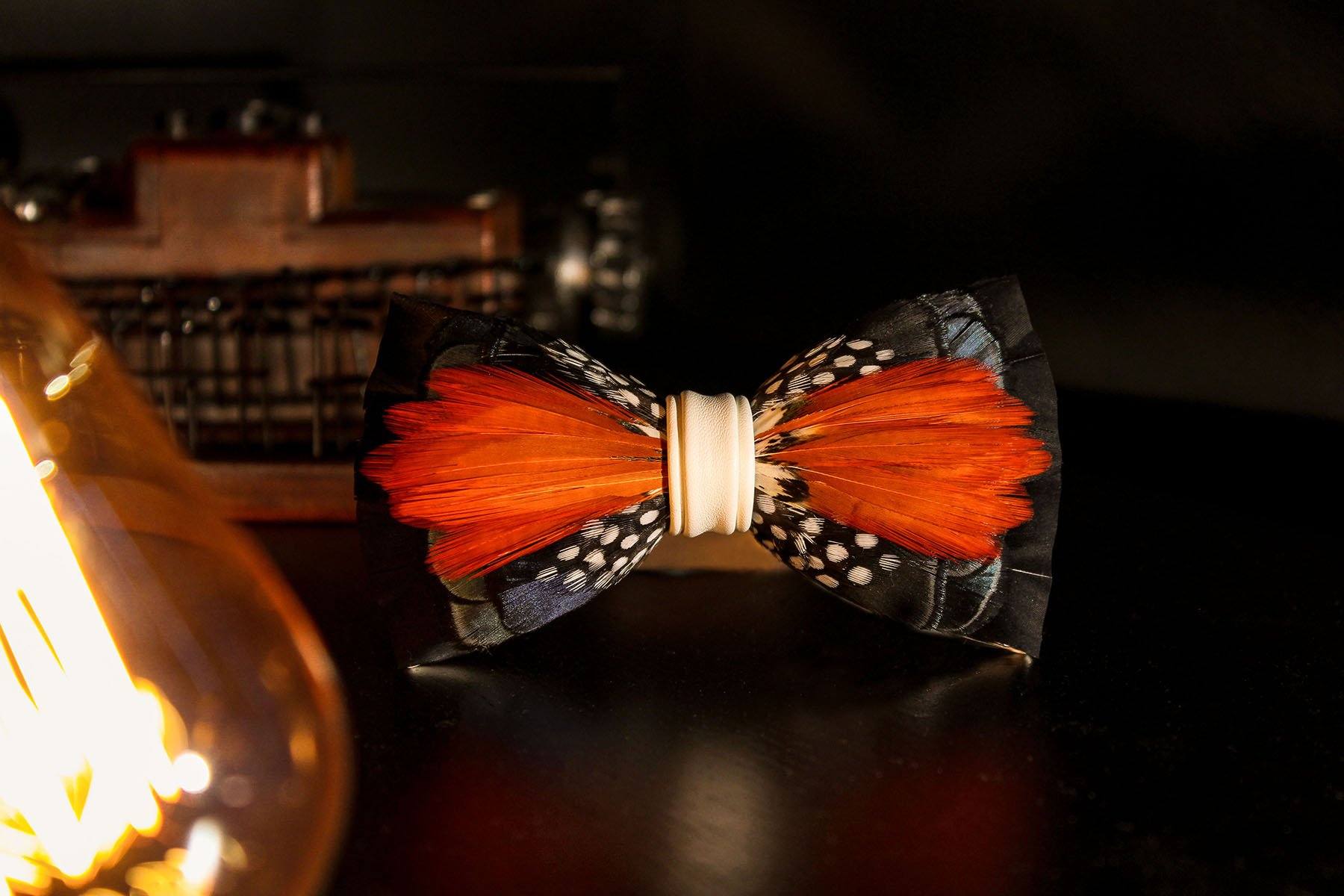 Ding Feather Bow Tie