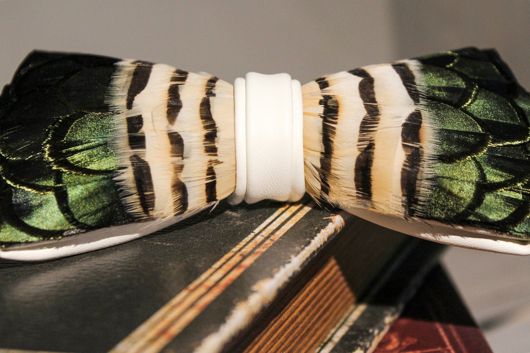 Emerald Feather Bow Tie